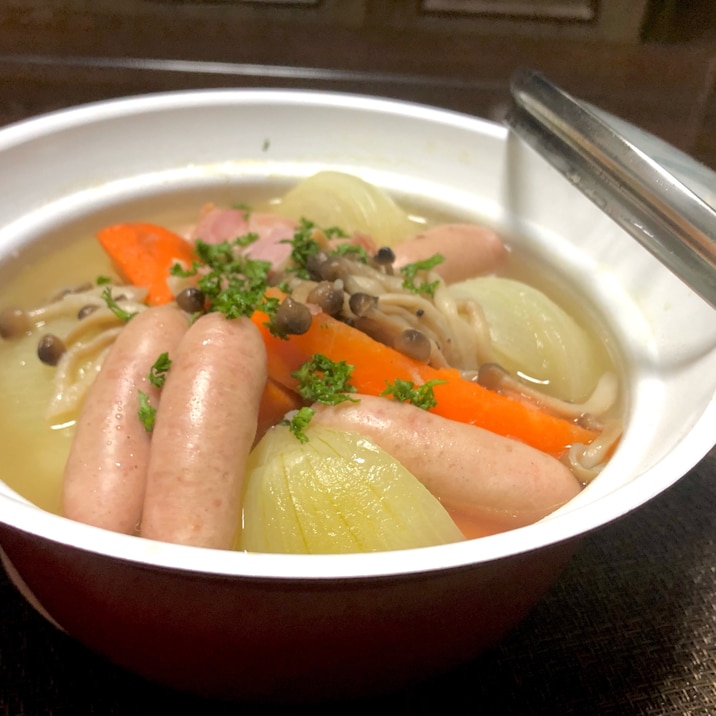 中華風スープの素で❤️大きめ野菜ソーセージのポトフ